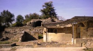 veduta delle rovine dell'antica città di veio